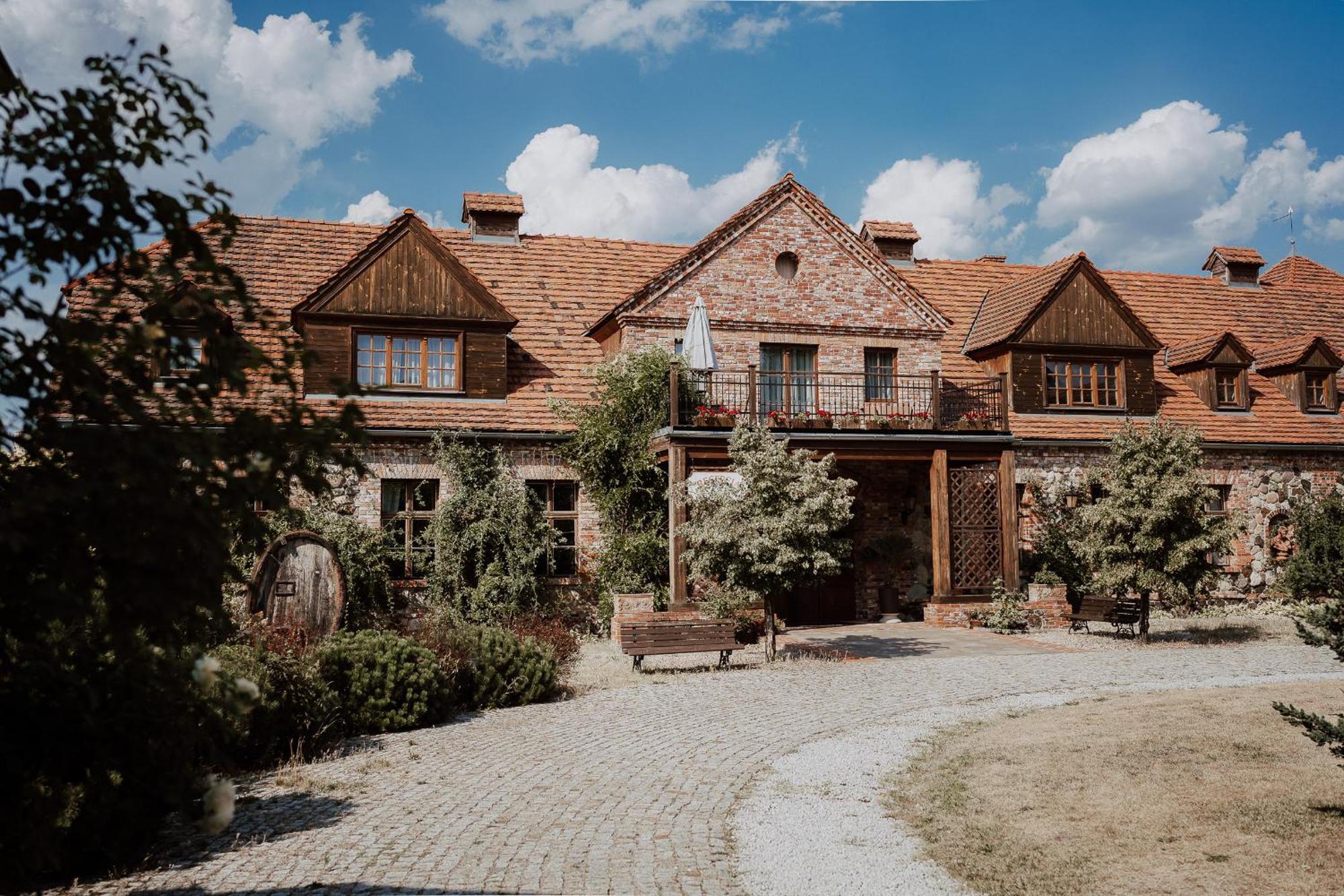 Żabi Dwór - Hotel, Restauracja, Spa Zielona Góra Exterior foto